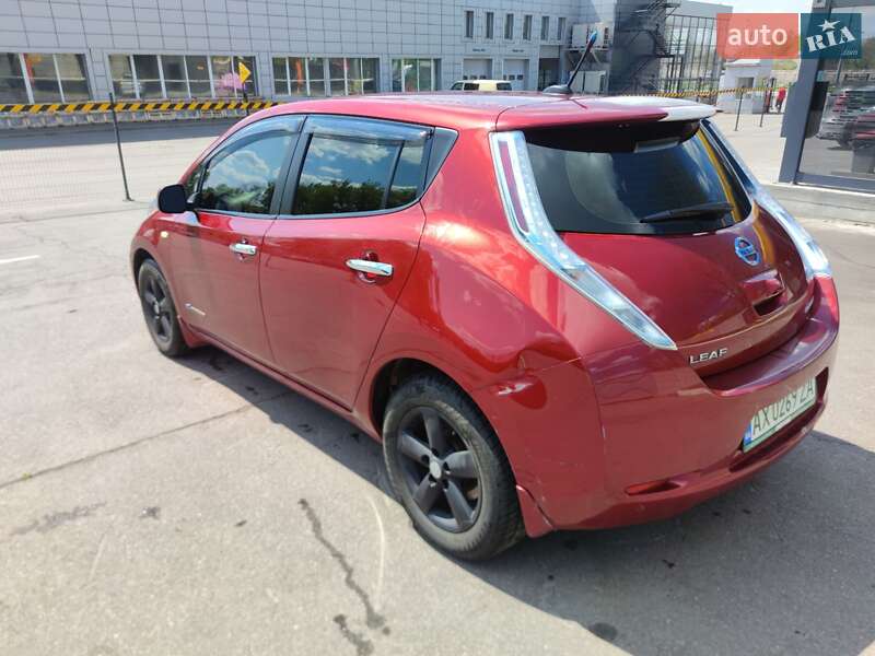 Хэтчбек Nissan Leaf 2013 в Харькове