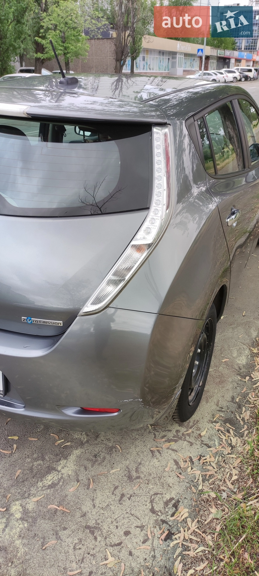2014 Nissan Leaf - мініатюра 12