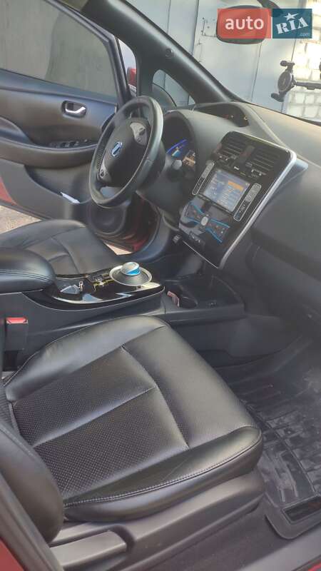 Хэтчбек Nissan Leaf 2013 в Харькове