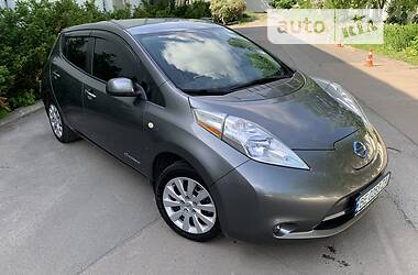 Хетчбек Nissan Leaf 2014 в Києві