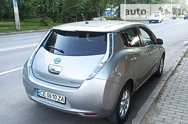 Хетчбек Nissan Leaf 2014 в Чернівцях