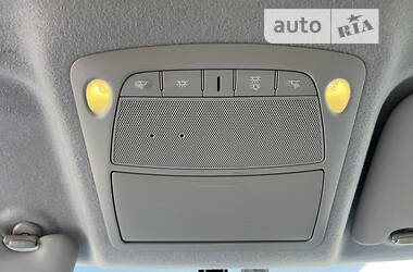 Хетчбек Nissan Leaf 2014 в 