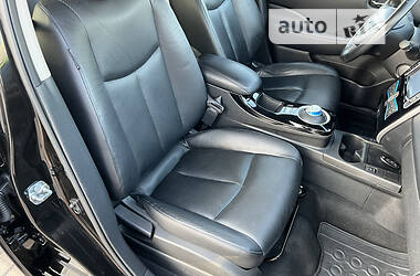 Хетчбек Nissan Leaf 2014 в 