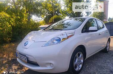 Хетчбек Nissan Leaf 2013 в Львові