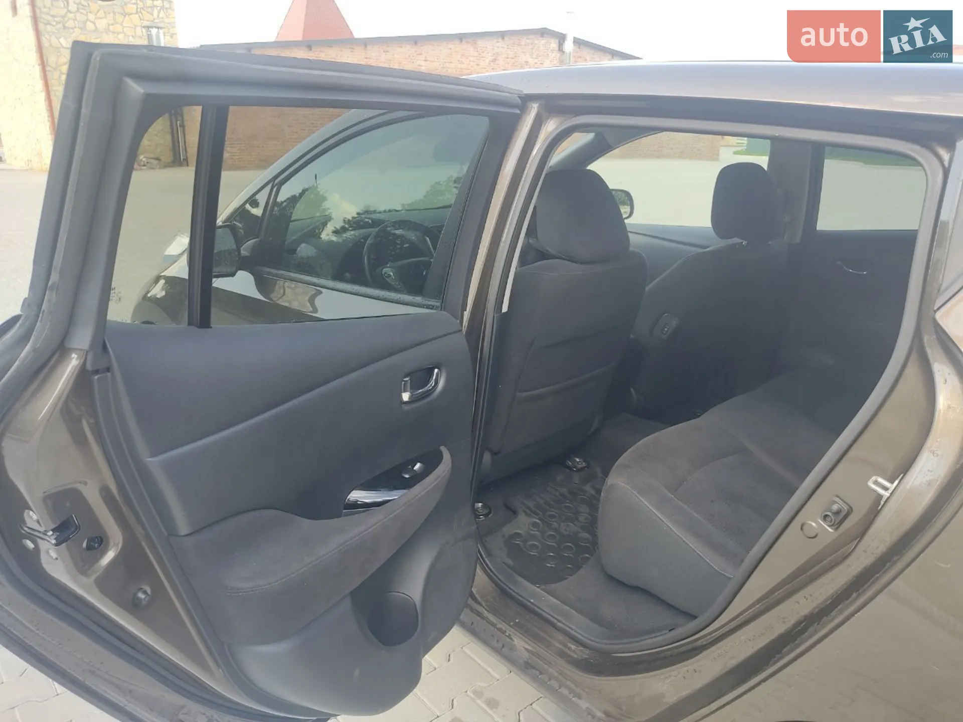 2016 Nissan Leaf - мініатюра 10