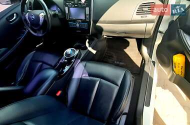 Хэтчбек Nissan Leaf 2014 в 
