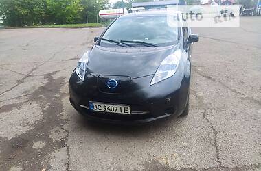 Хэтчбек Nissan Leaf 2012 в Самборе