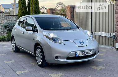 Хетчбек Nissan Leaf 2013 в Тернополі