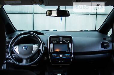 Хетчбек Nissan Leaf 2013 в Києві