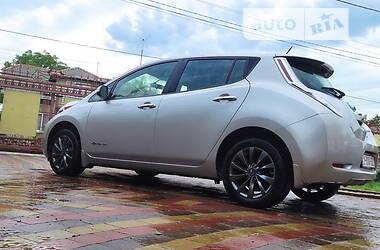 Хэтчбек Nissan Leaf 2014 в Стрые
