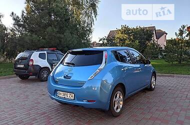 Хэтчбек Nissan Leaf 2013 в Одессе