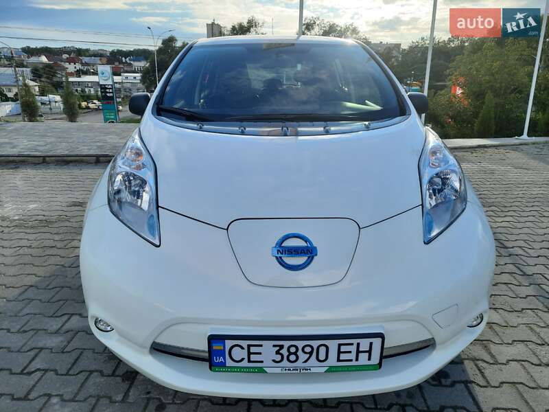 Хэтчбек Nissan Leaf 2017 в Черновцах