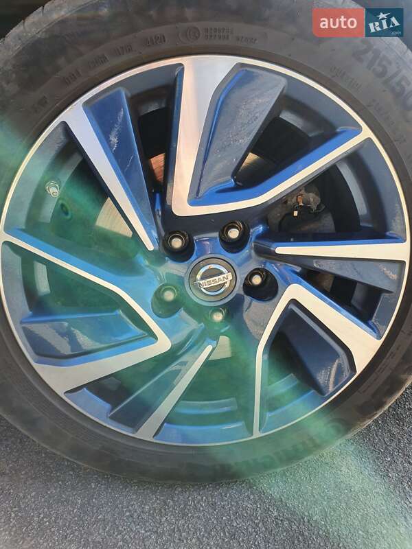 Хетчбек Nissan Leaf 2016 в Києві