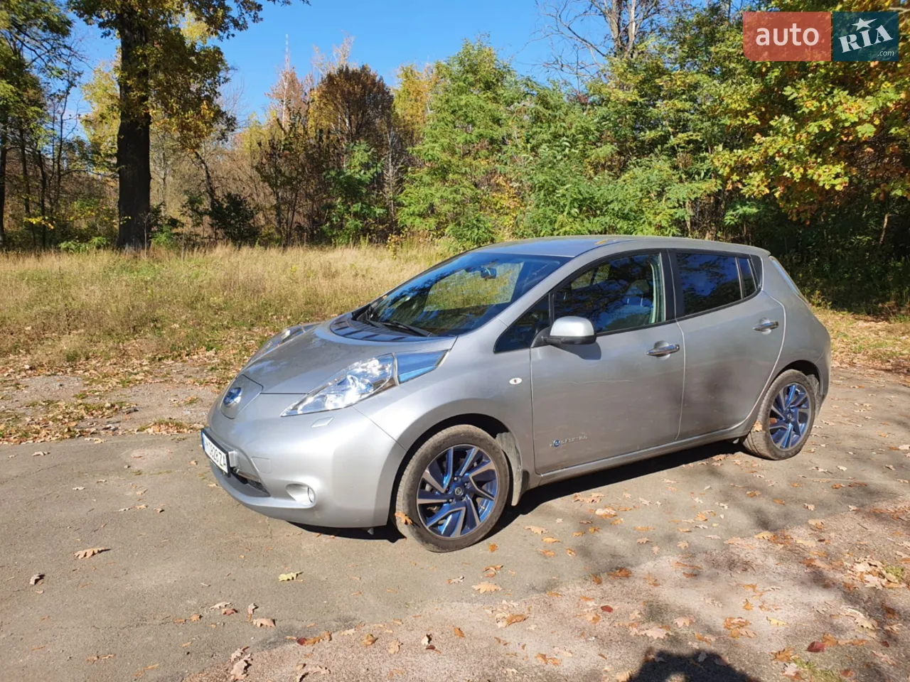 2015 Nissan Leaf - мініатюра 10