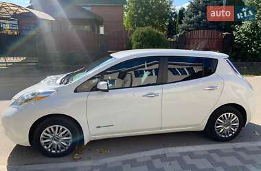 Хэтчбек Nissan Leaf 2017 в Киеве