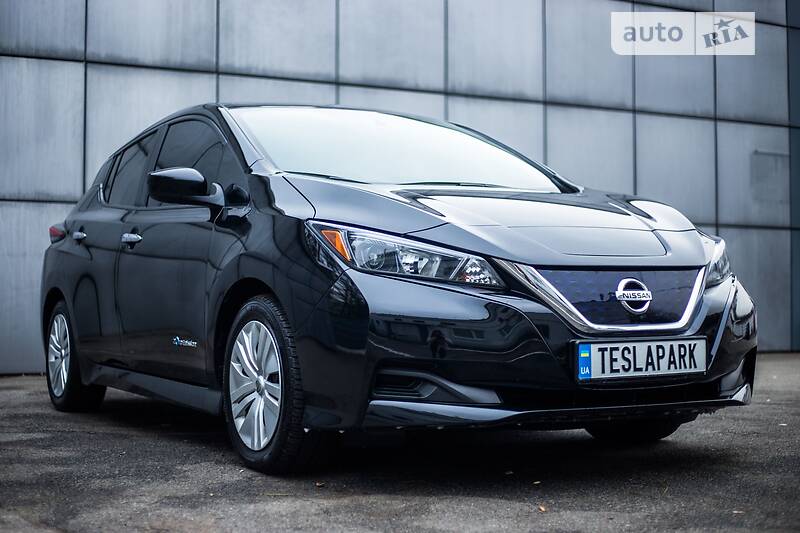 nissan leaf auto ria