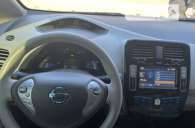 Хэтчбек Nissan Leaf 2012 в Виннице