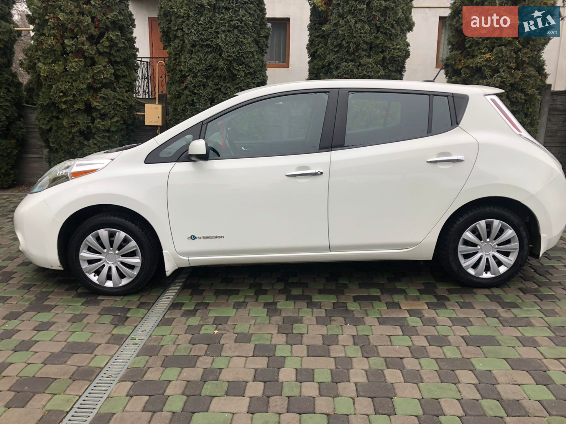 2014 Nissan Leaf - мініатюра 2