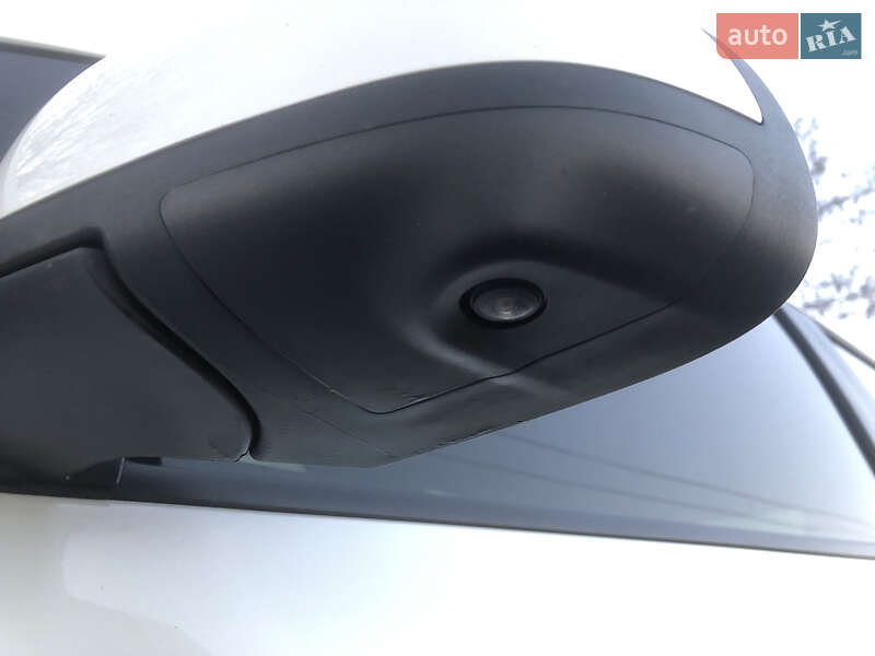 Хэтчбек Nissan Leaf 2013 в Днепре фото 8 Хэтчбек Nissan Leaf 2013 в Днепре