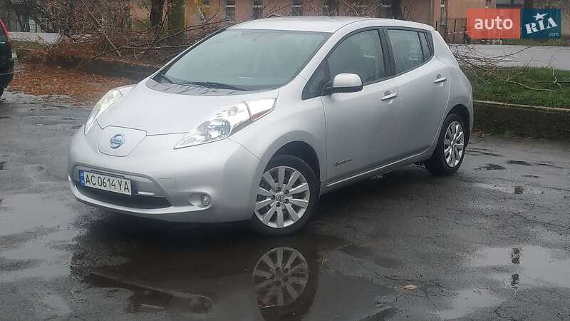 Хетчбек Nissan Leaf 2013 в Нововолинську фото 2 Хетчбек Nissan Leaf 2013 в Нововолинську