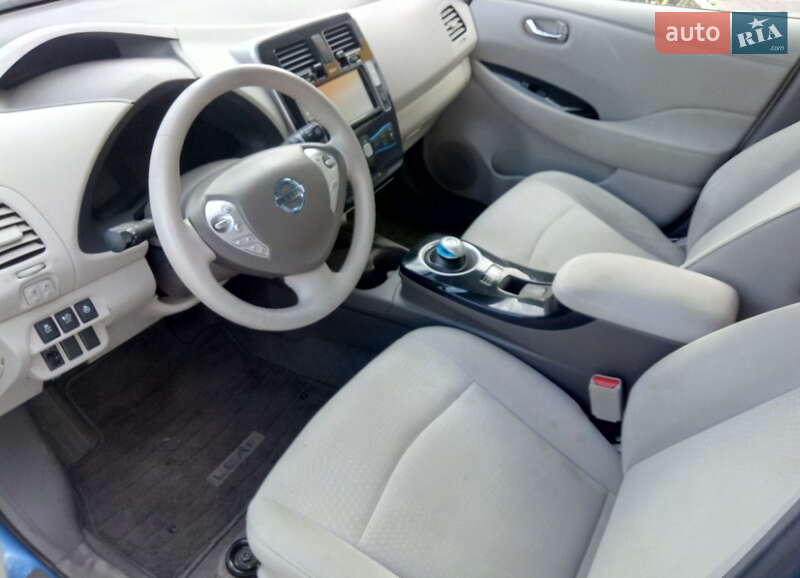 Хетчбек Nissan Leaf 2011 в Одесі фото 5 Хетчбек Nissan Leaf 2011 в Одесі