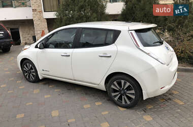 Хэтчбек Nissan Leaf 2015 в Одессе