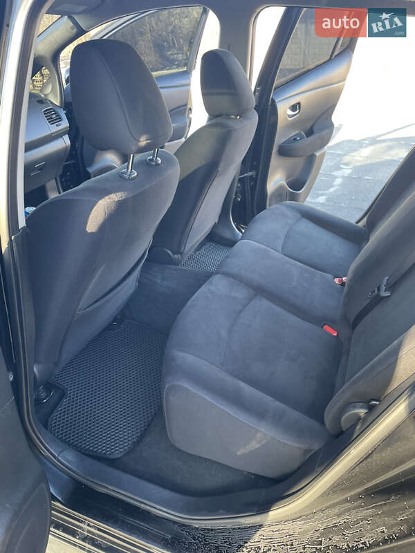 Хэтчбек Nissan Leaf 2015 в Богодухове