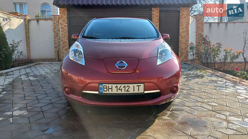 Хетчбек Nissan Leaf 2015 в Одесі фото 2 Хетчбек Nissan Leaf 2015 в Одесі
