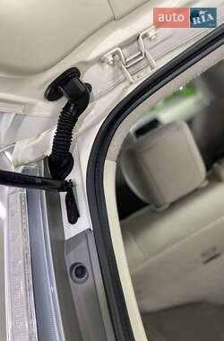 Хэтчбек Nissan Leaf 2013 в Николаеве