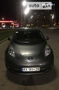 Хэтчбек Nissan Leaf 2015 в Харькове