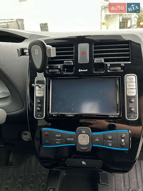 Хэтчбек Nissan Leaf 2013 в Кривом Роге