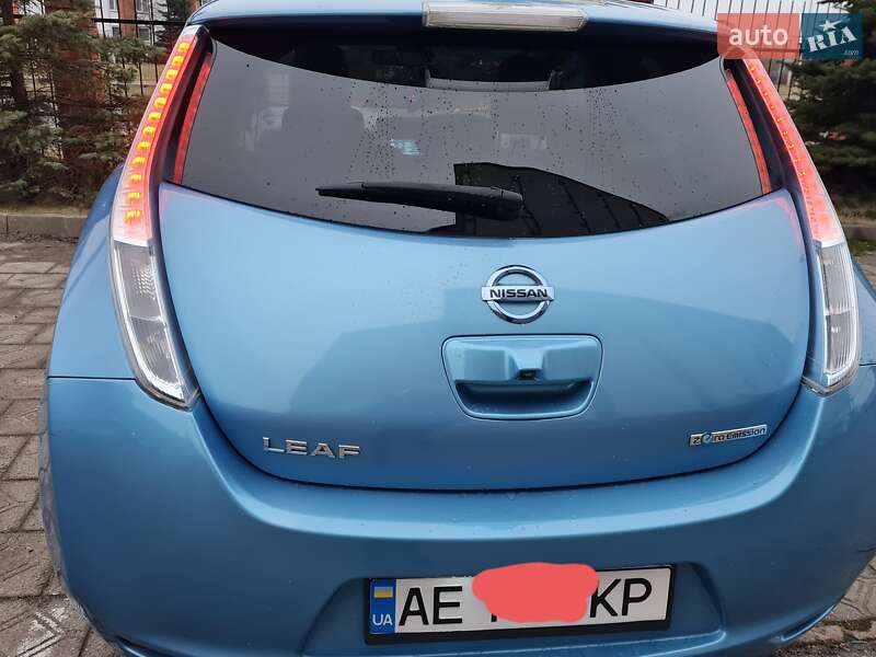 Хетчбек Nissan Leaf 2011 в Дніпрі фото 8 Хетчбек Nissan Leaf 2011 в Дніпрі