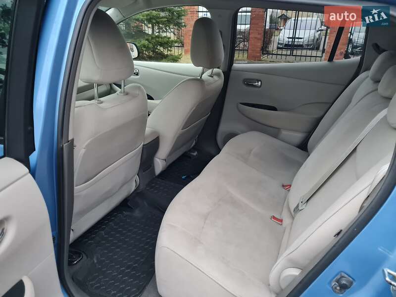 Хетчбек Nissan Leaf 2011 в Дніпрі фото 11 Хетчбек Nissan Leaf 2011 в Дніпрі