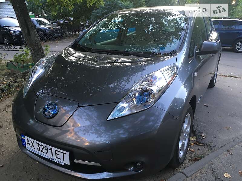 Хэтчбек Nissan Leaf 2014 в Харькове