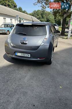 Хетчбек Nissan Leaf 2016 в Полтаві