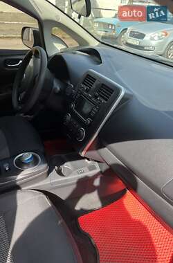 Хетчбек Nissan Leaf 2016 в Полтаві