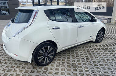 Хэтчбек Nissan Leaf 2016 в Тернополе