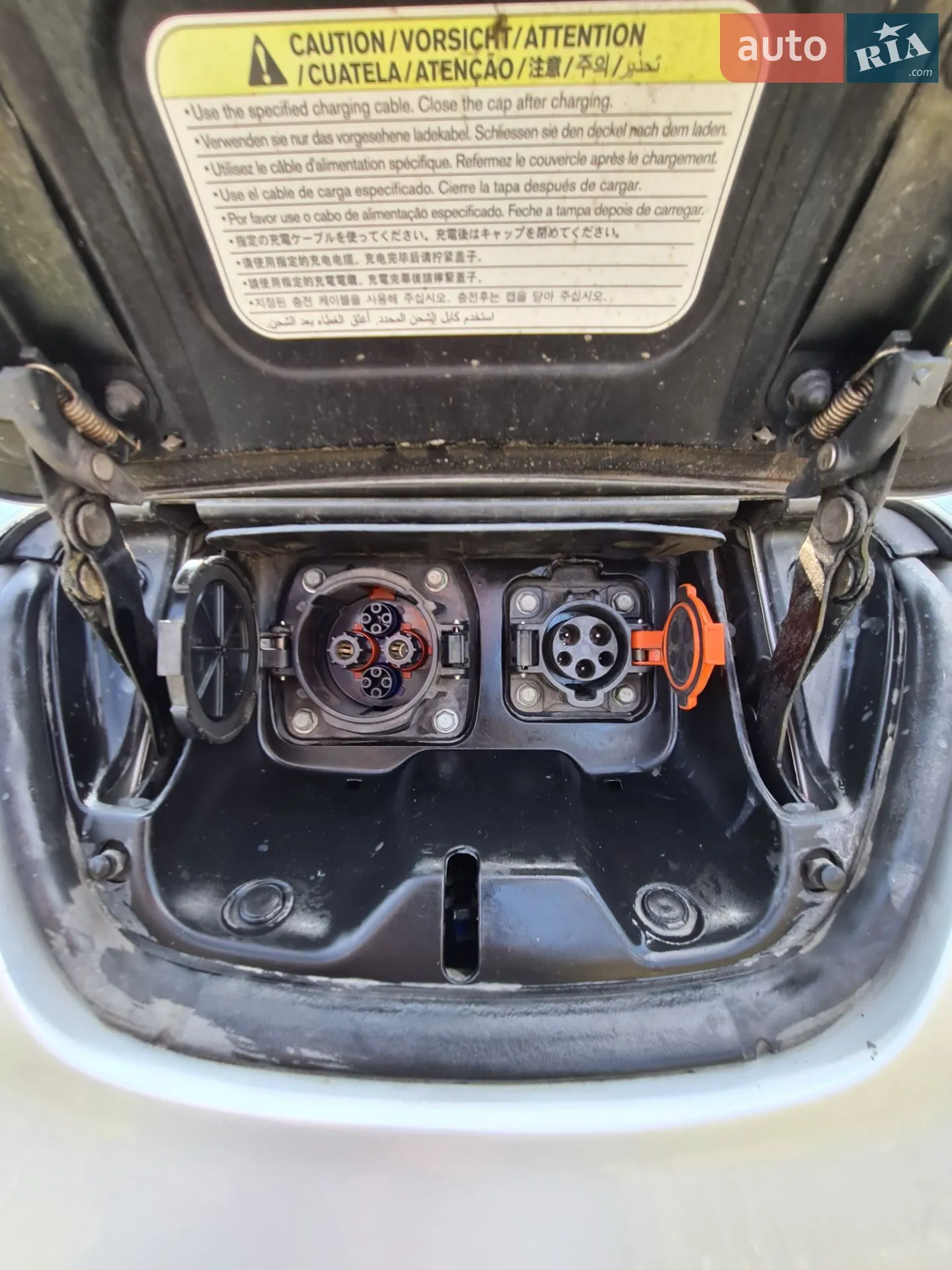 2011 Nissan Leaf - мініатюра 14