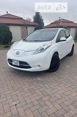 Хэтчбек Nissan Leaf 2013 в Ивано-Франковске