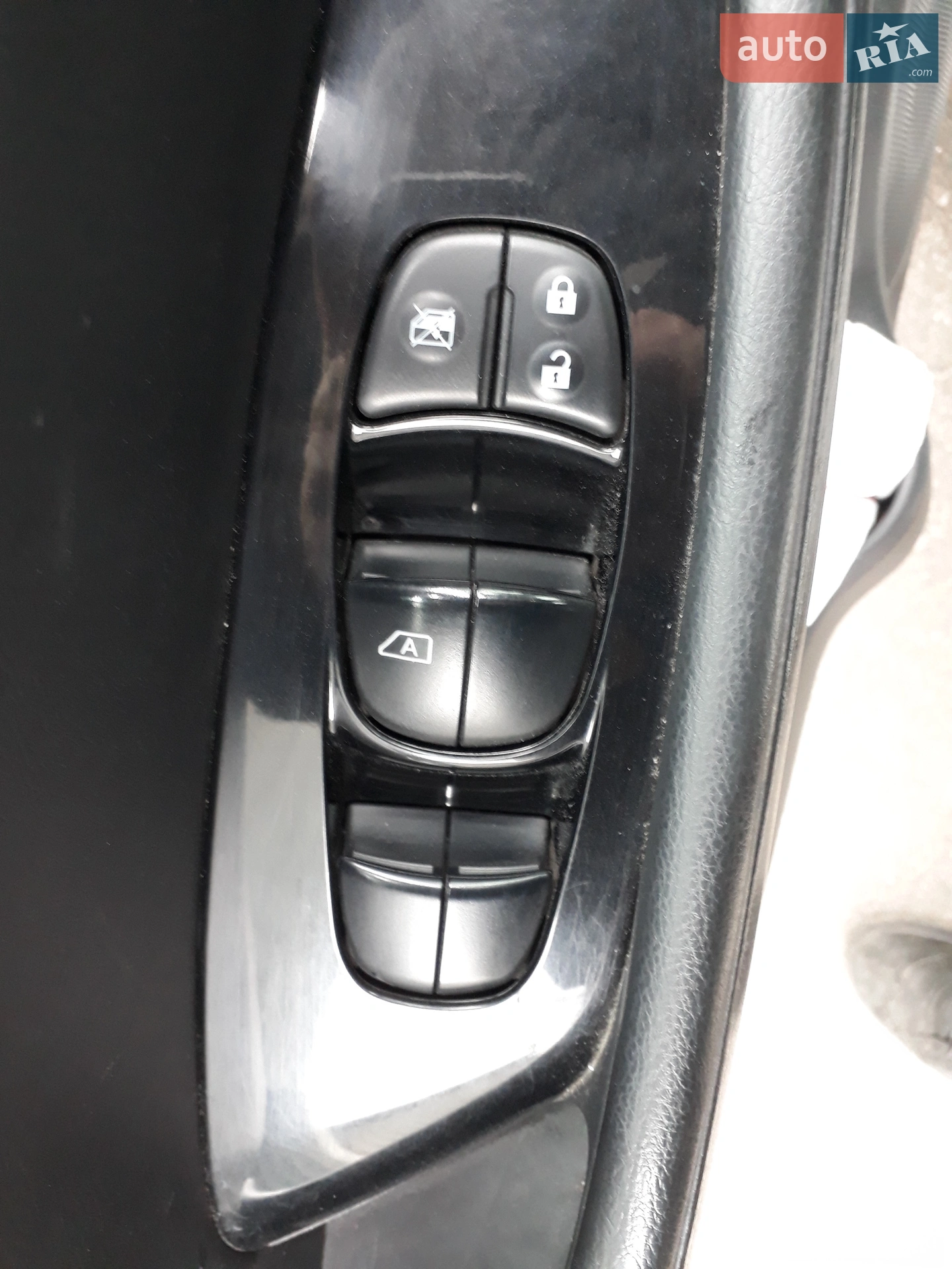 2016 Nissan Leaf - мініатюра 35