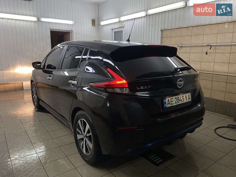 Хетчбек Nissan Leaf 2021 в Кам'янському