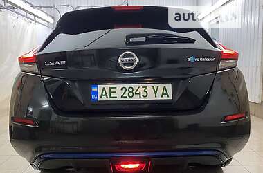 Хетчбек Nissan Leaf 2021 в Кам'янському