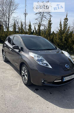 Хетчбек Nissan Leaf 2015 в Харкові