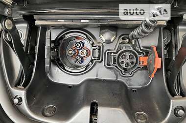 Хэтчбек Nissan Leaf 2013 в 