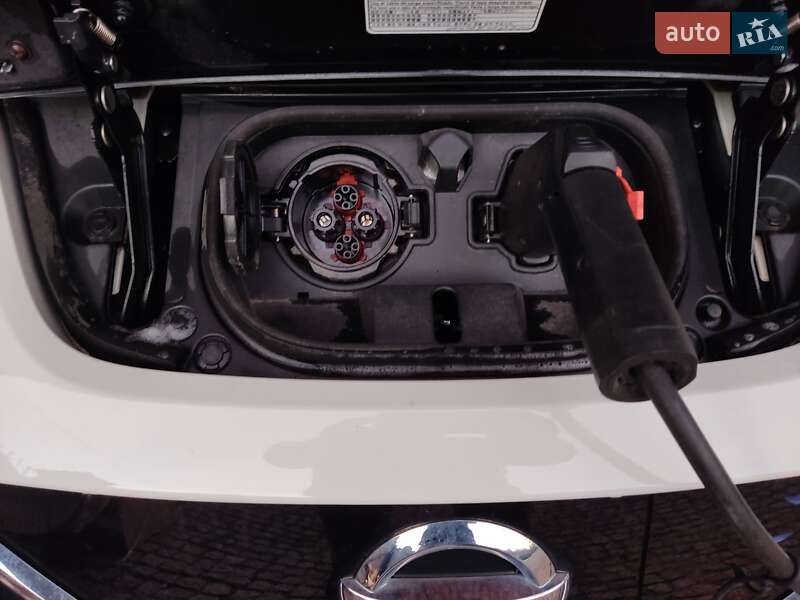 Хэтчбек Nissan Leaf 2018 в Житомире фото 22 Хэтчбек Nissan Leaf 2018 в Житомире