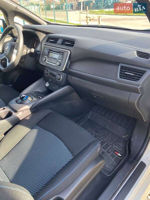 Хетчбек Nissan Leaf 2021 в Івано-Франківську