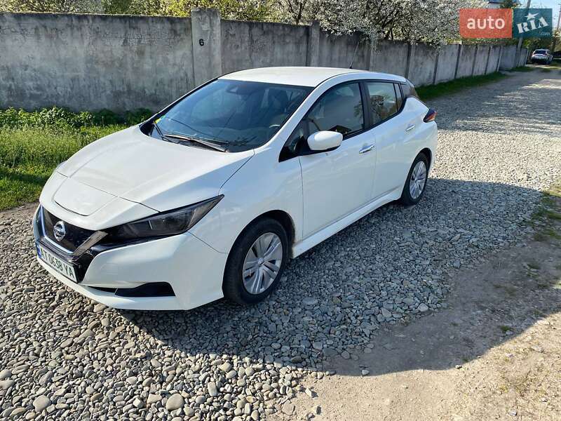 Хетчбек Nissan Leaf 2021 в Івано-Франківську