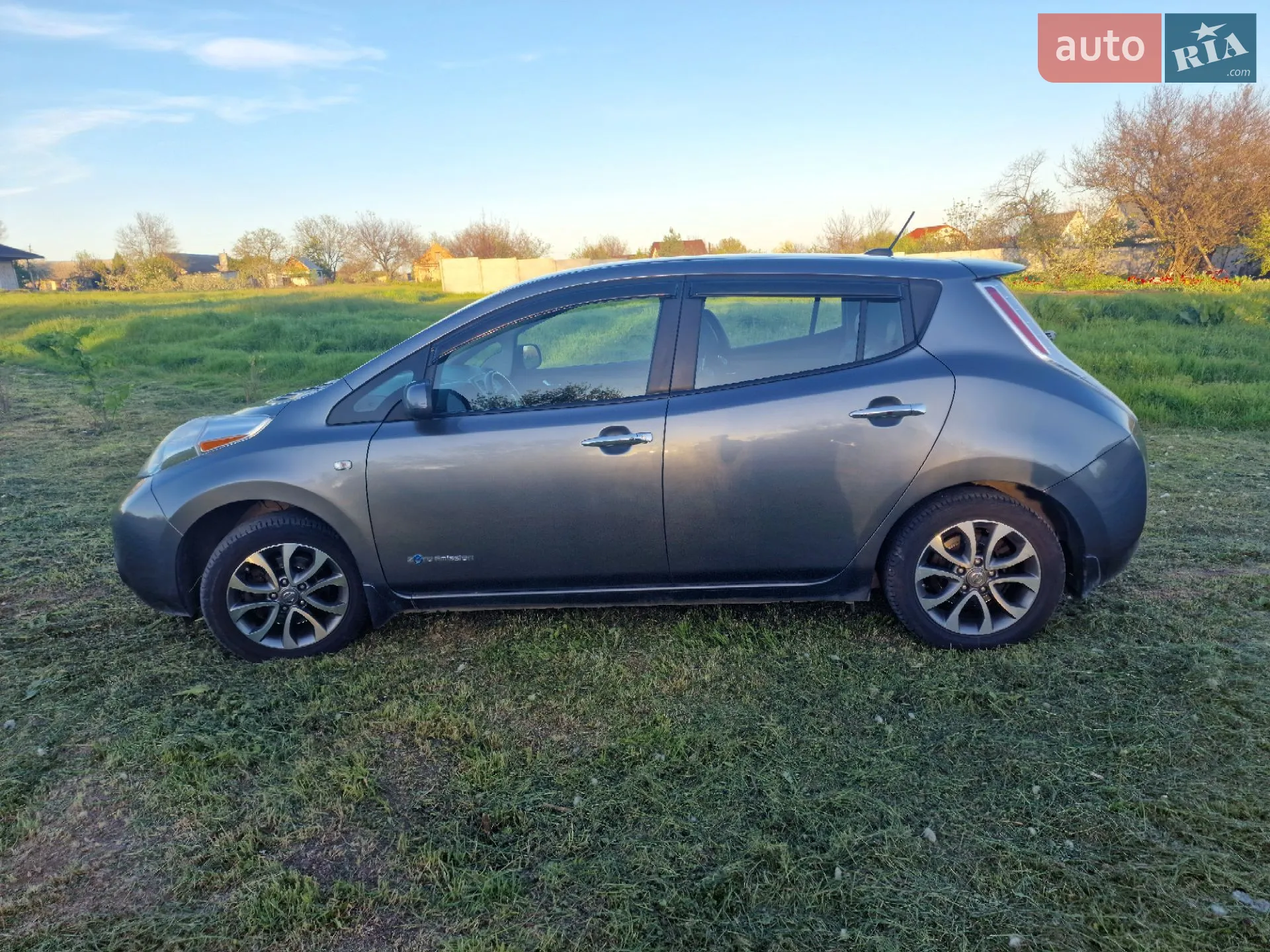 2015 Nissan Leaf - мініатюра 5