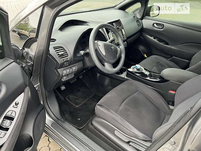 Хэтчбек Nissan Leaf 2017 в Черновцах