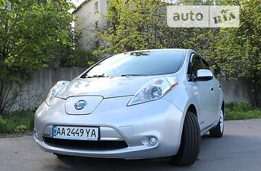 Хетчбек Nissan Leaf 2014 в Києві